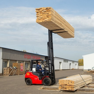 Chariot élévateur IC 3000KGS approuvé CE avec mât libre Triplex à transmission automatique 6m 